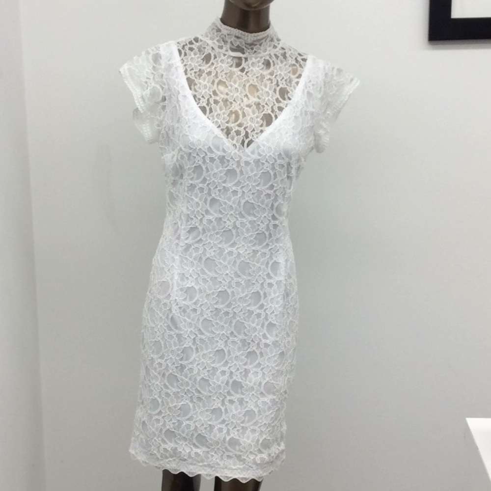 White lace open back mini dress short sleeve
